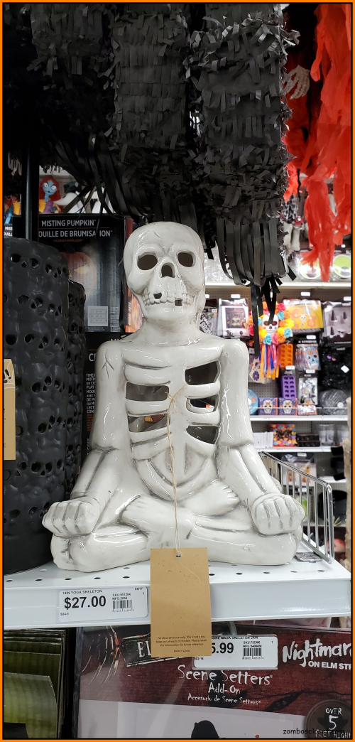 Party City Halloween 2022 01